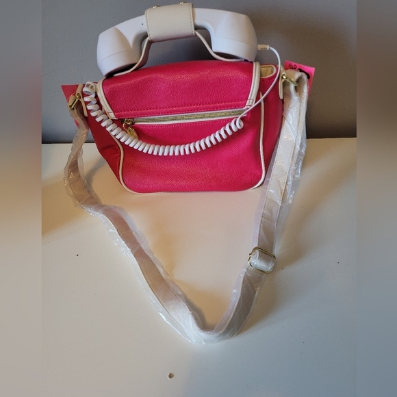Betsey Johnson Betsey's Hotline Phone Purse, BNWT - Picture 9 of 11
